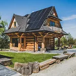 I Na Wyskowkach Jacuzzi & Sauna Horská chata
