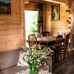 I Na Wyskowkach Jacuzzi & Sauna Horská chata
