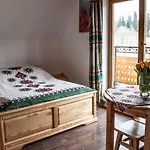 I Na Wyskowkach Jacuzzi & Sauna *