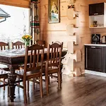 I Na Wyskowkach Jacuzzi & Sauna Horská chata