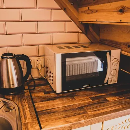I Na Wyskowkach Jacuzzi & Sauna *