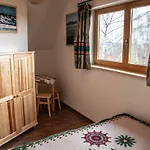 I Na Wyskowkach Jacuzzi & Sauna *