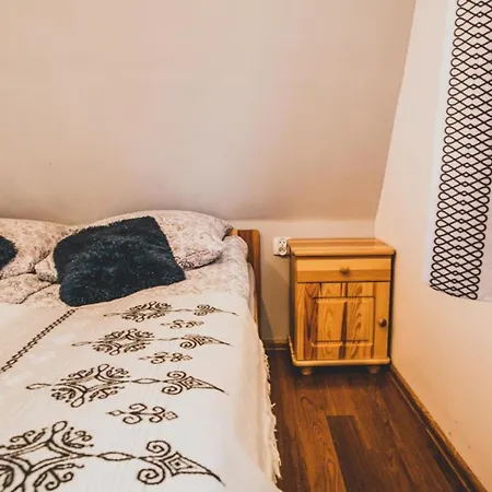 I Na Wyskowkach Jacuzzi & Sauna Alpstuga Zakopane