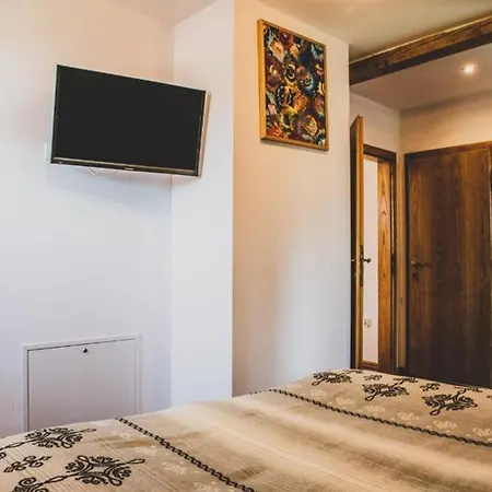 I Na Wyskowkach Jacuzzi & Sauna