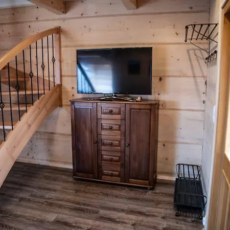 I Na Wyskowkach Jacuzzi & Sauna *